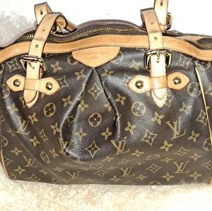 LV Purse
